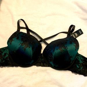 Torrid Push-up Plunge Bra